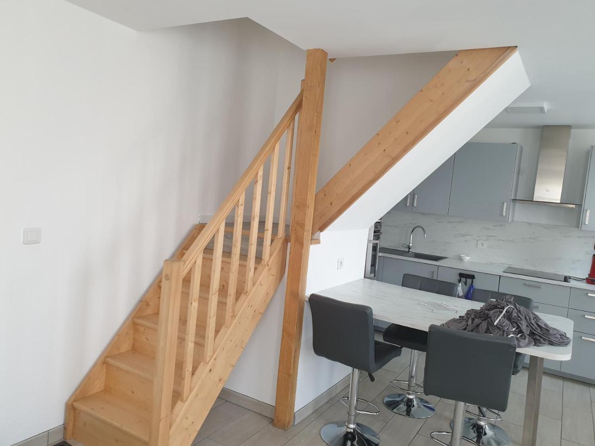 Gite 70m2 terrasse terrain clos 500 m2 3 voitures Grand-Couronne Exterior foto